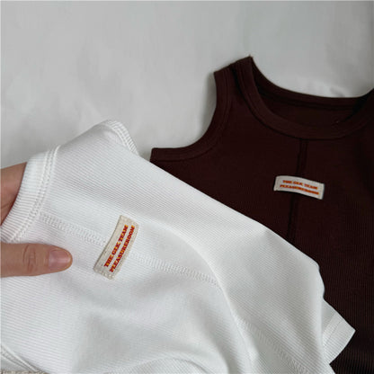 Minimalist vest for men